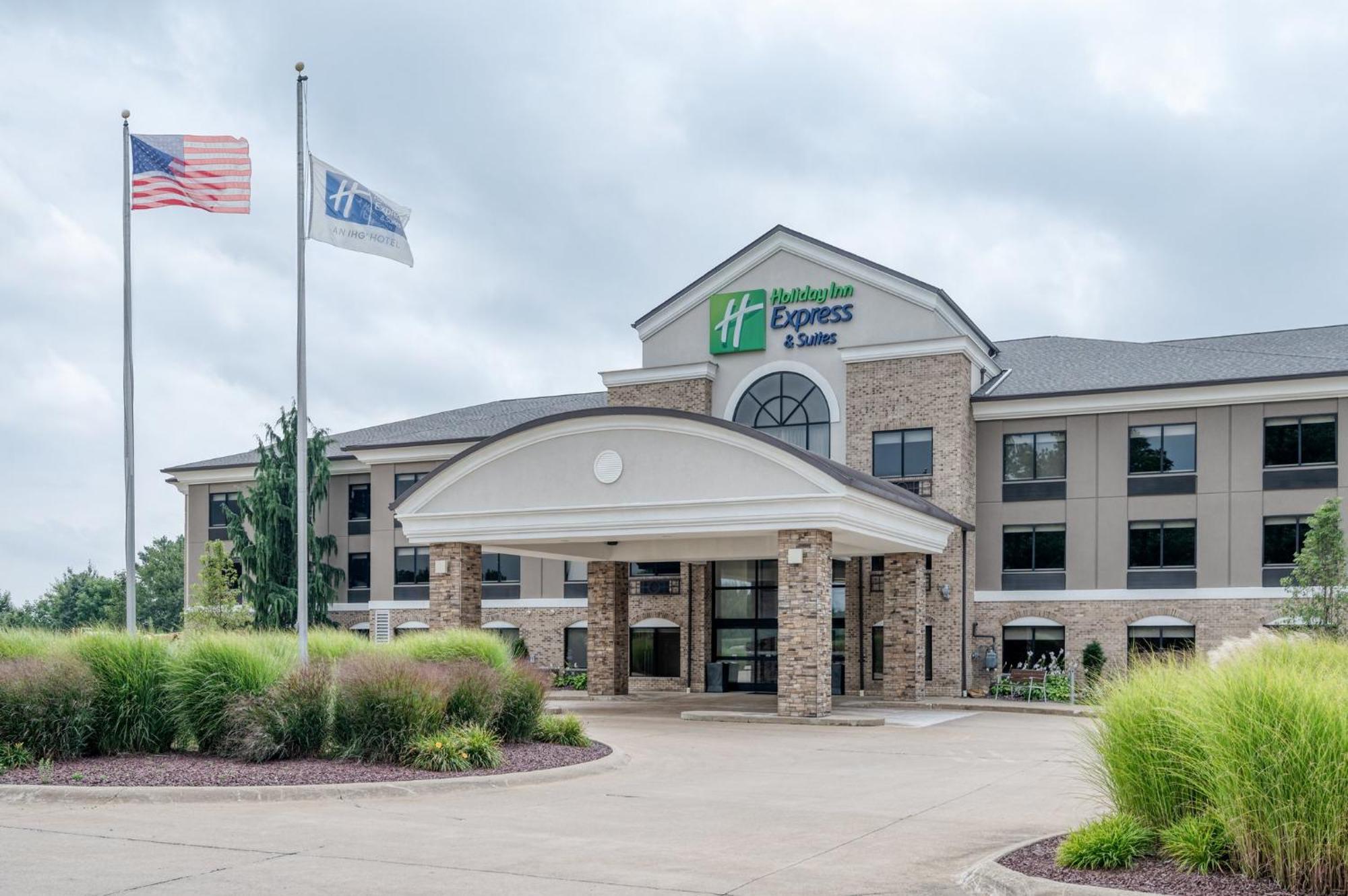 Hotel Express & By Ihg 3*