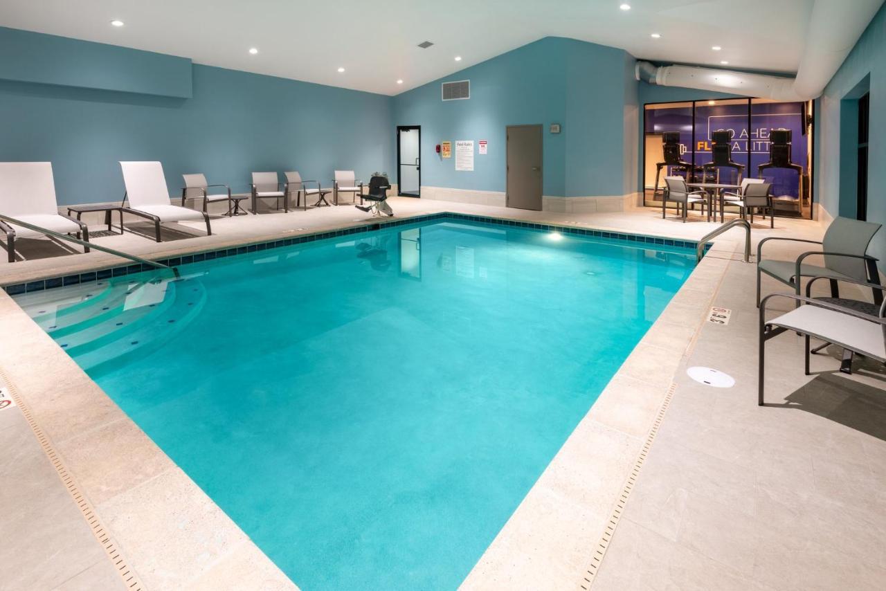 Express & By Ihg Hotel Wadsworth